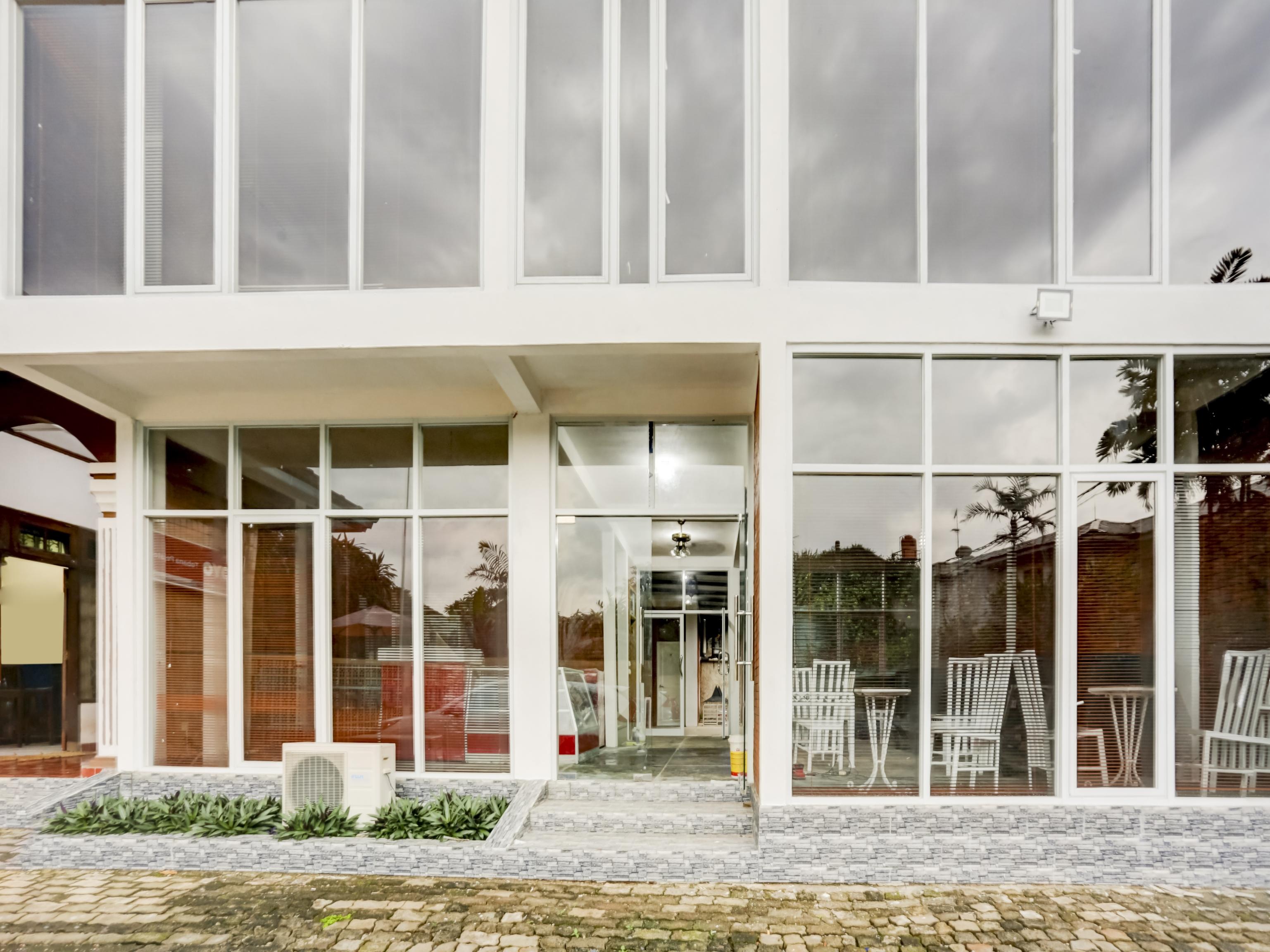 ג'קרטה Oyo 90066 Tobana Pejaten House מראה חיצוני תמונה