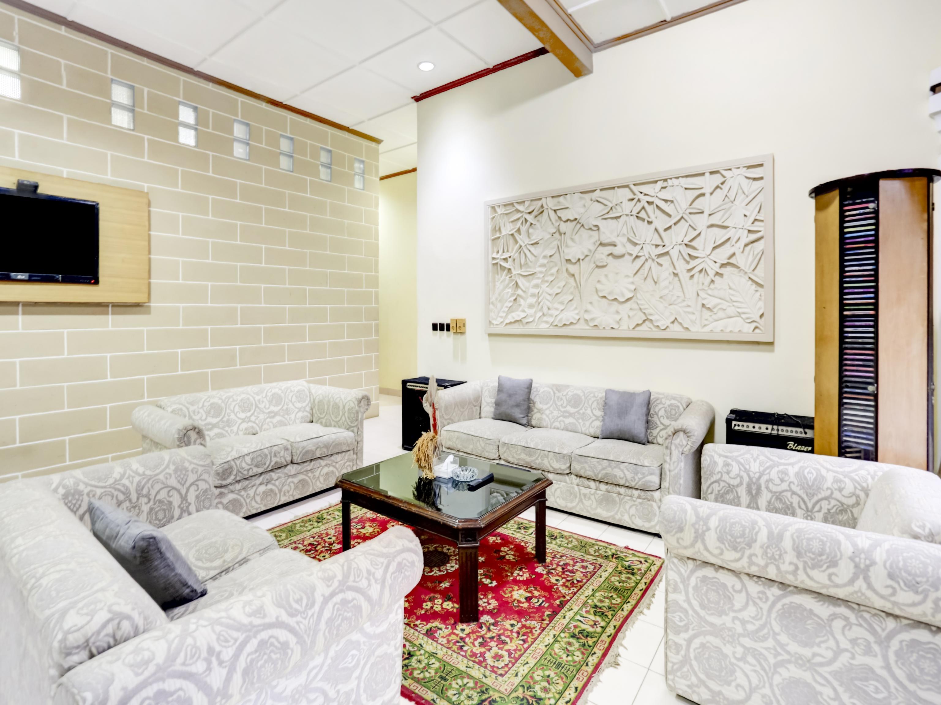 ג'קרטה Oyo 90066 Tobana Pejaten House מראה חיצוני תמונה